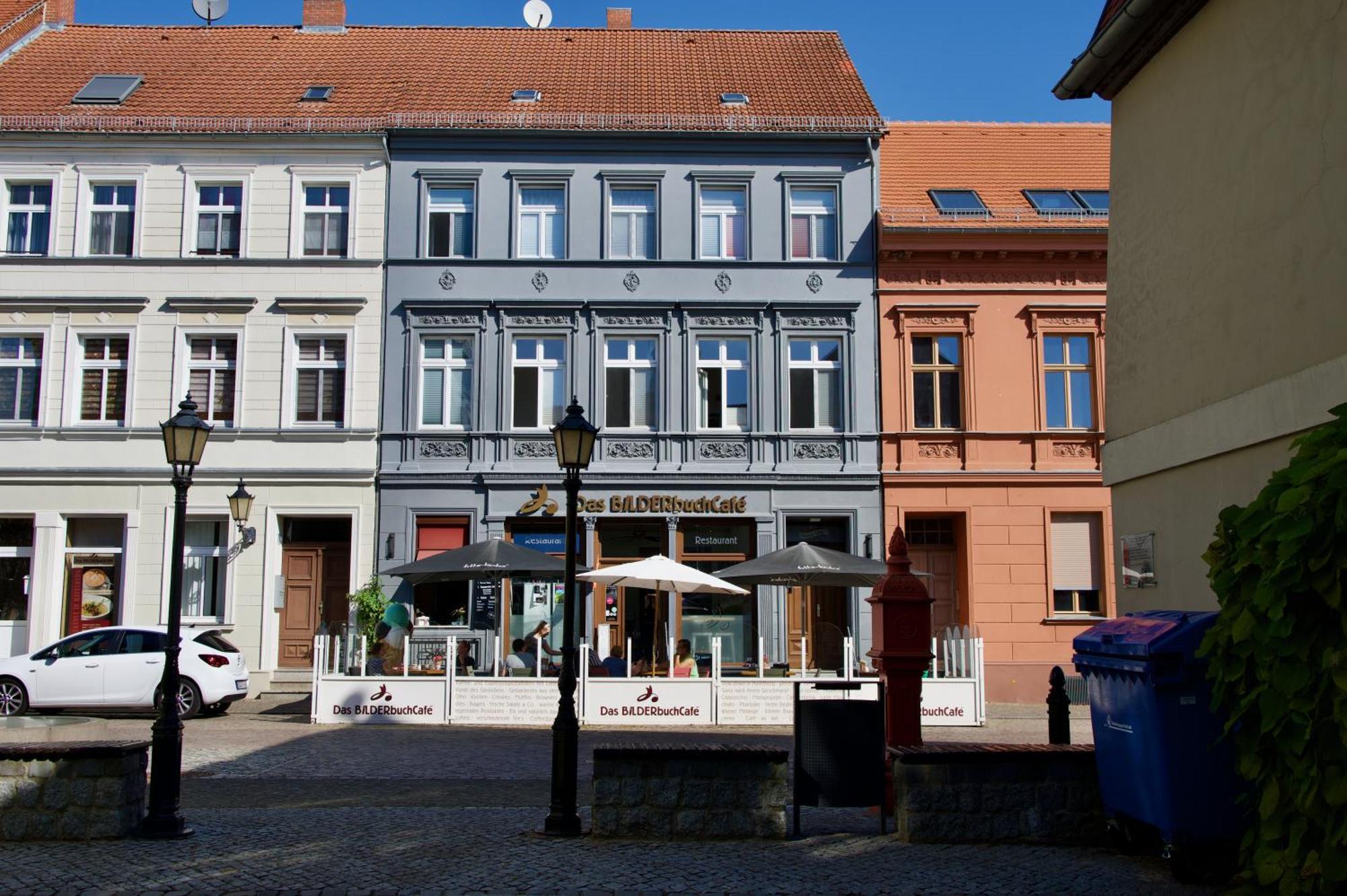 Bilderbuchcafe - Pension Markt 7 Havelberg Buitenkant foto