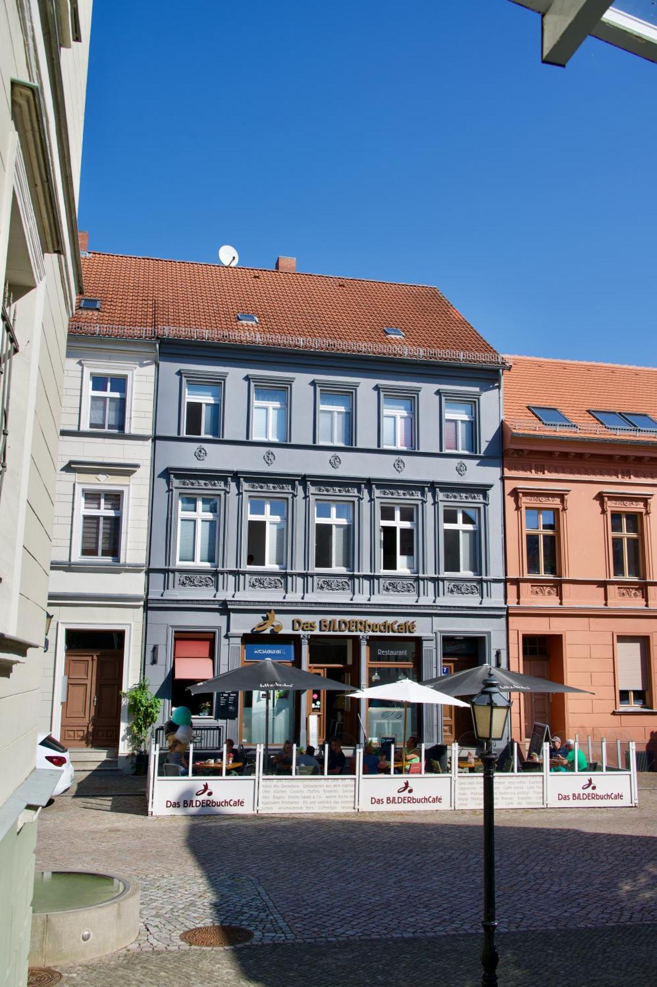 Bilderbuchcafe - Pension Markt 7 Havelberg Buitenkant foto